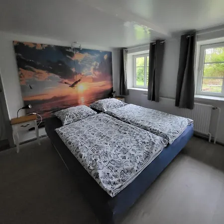 Reetdachkate 'elmely' Nahe Romo Holiday home Skaerbaek